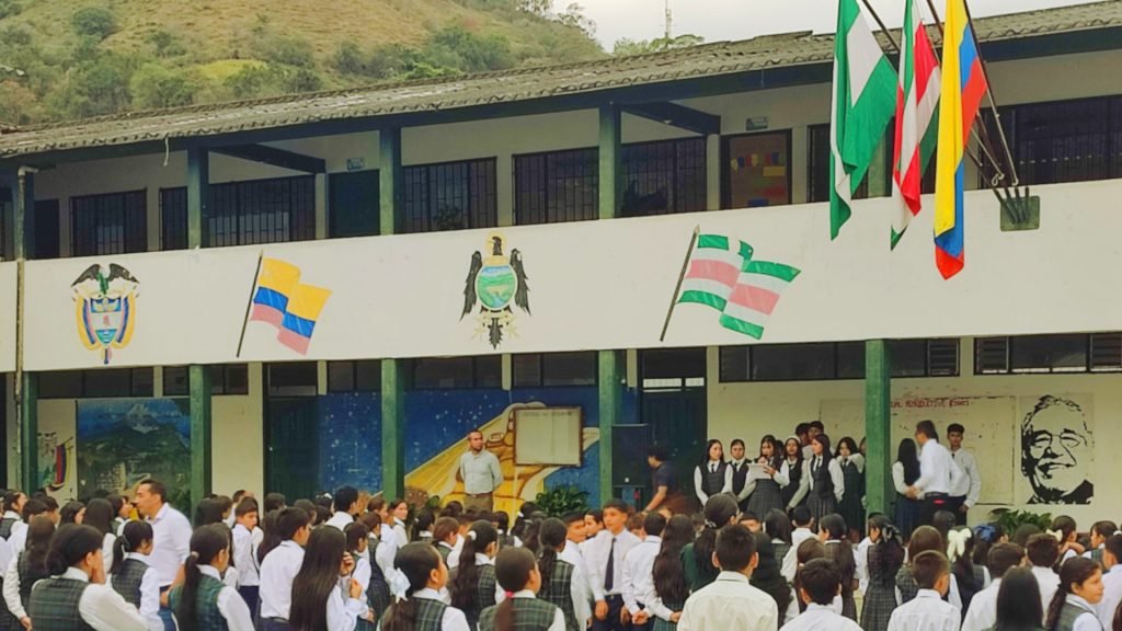 Inicio Institucion Educativa Valentin Garcia Labranzagrande 001 1 1024x576